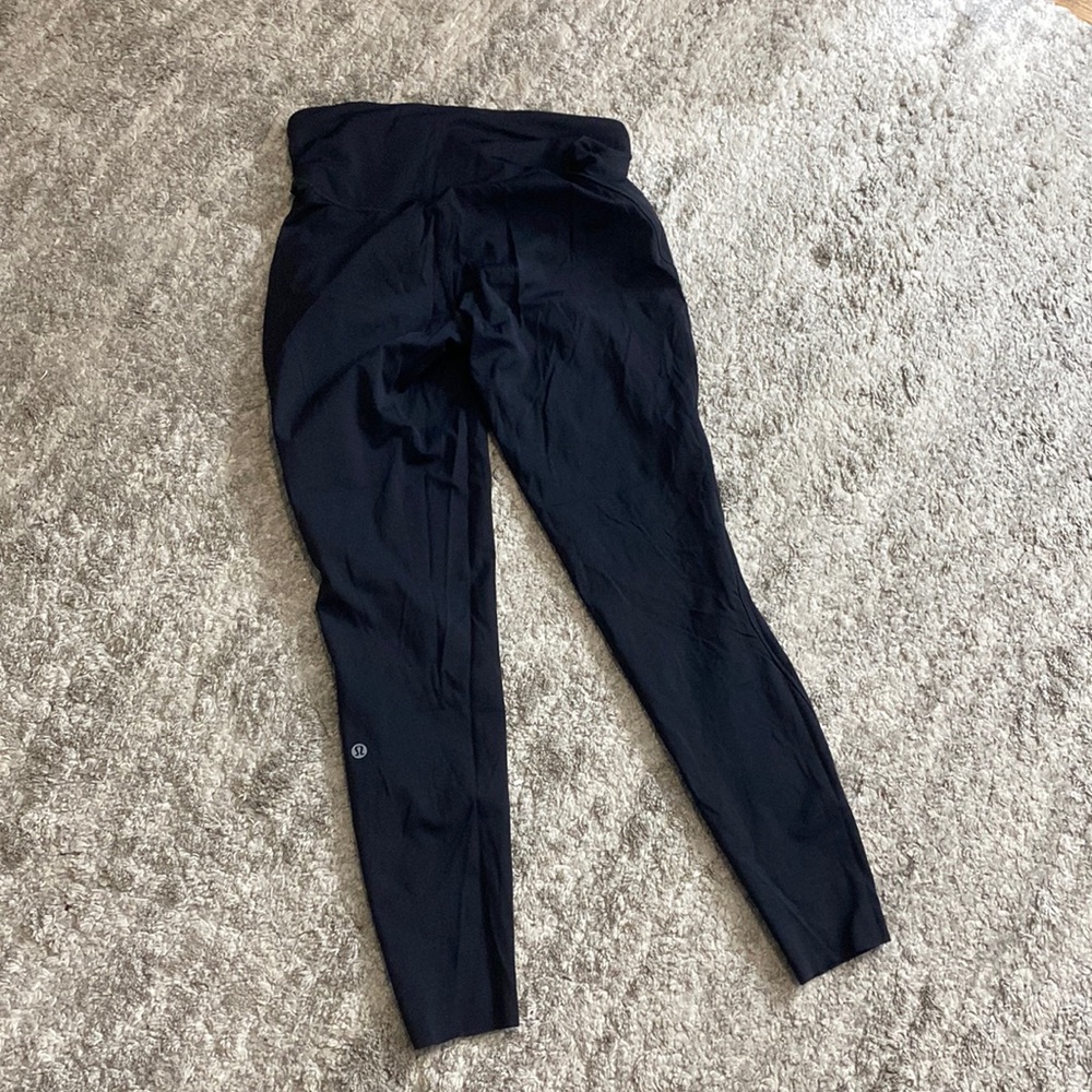 Lululemon leggings.